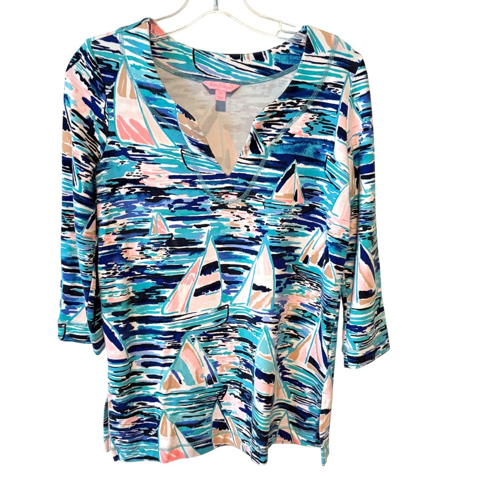 Lilly Pulitzer Women's Blue and Pink Sailboat Design Long Sleeve Tee in Size XS